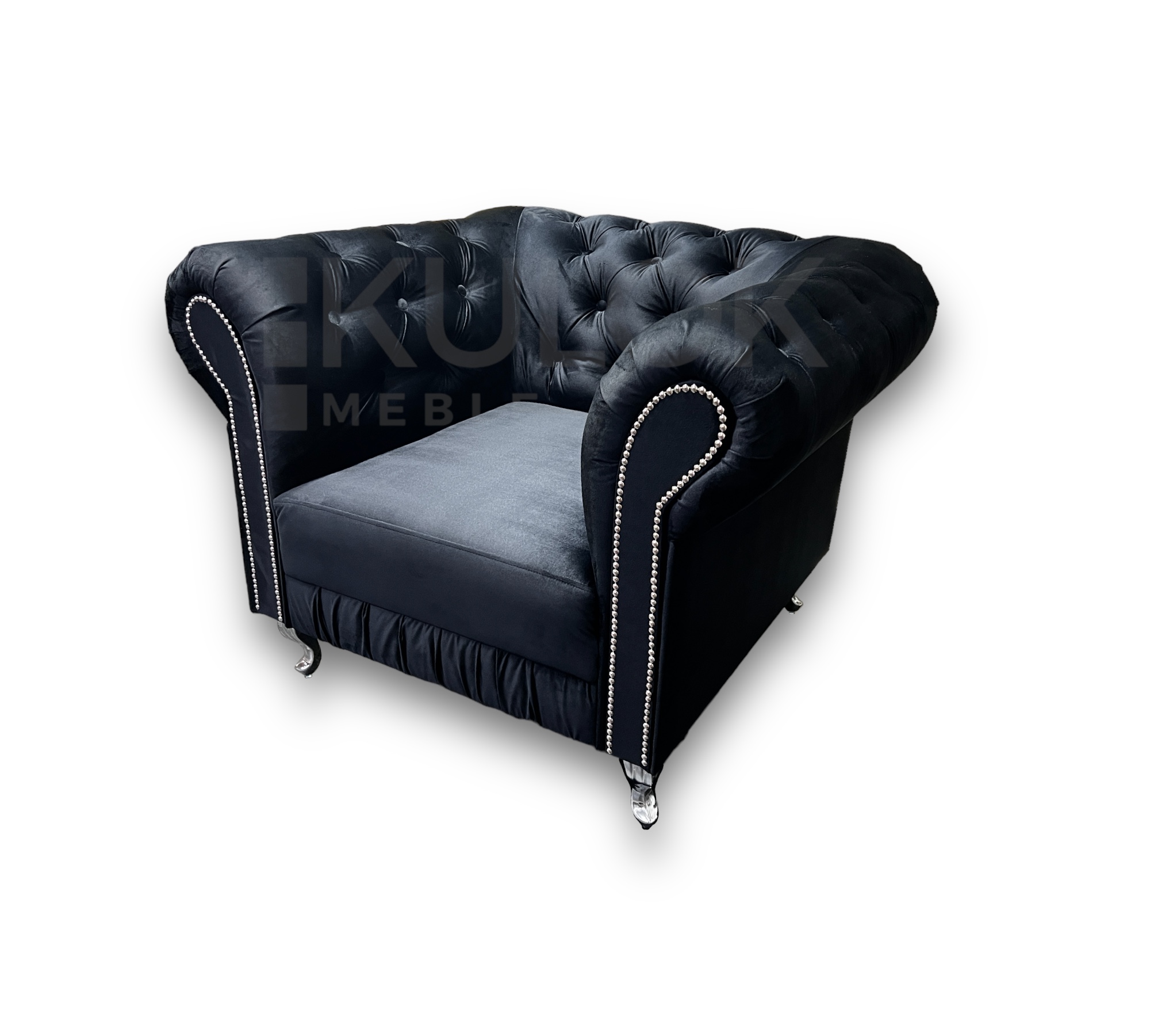 Fotel Chesterfield Ludwik nogi wysokie srebrne do salonu glamour. Tapicerowany fotel w stylu Chesterfield - czarny.